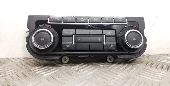 Volkswagen Golf Plus Climate control unit 5K0907044BT
