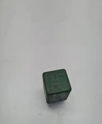 Volkswagen Transporter - Caravelle T4 Other relay 111953227D J590CJ945