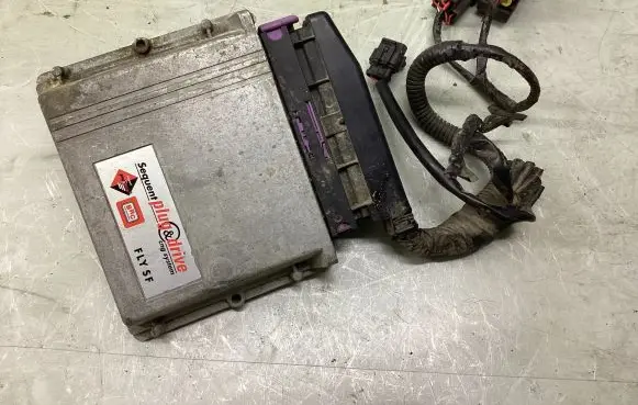 Volvo XC90 LP gas control unit module 67R011002 110R001001 031001