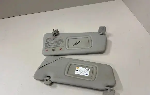 Renault Megane III Sun visor