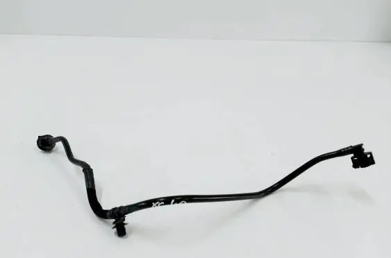 Volvo XC40 Engine coolant pipe/hose 32339493