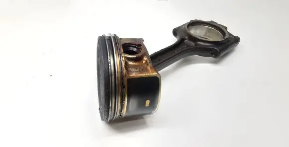 Piston
