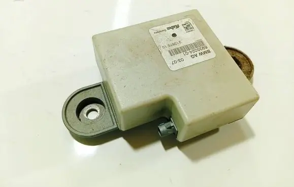 BMW 5 E60 E61 Antenna control unit 693502401 21367510