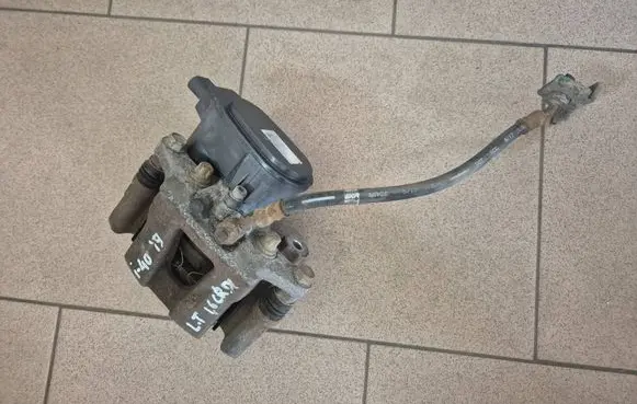 Hyundai i40 Rear brake caliper