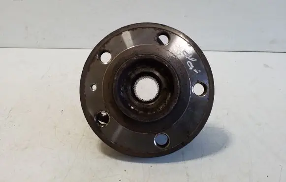 Volvo XC40 Front wheel hub 32221844