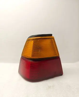 Volkswagen PASSAT B2 Rear/tail lights 321945111 321945257