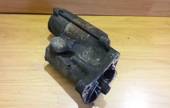 Mazda 323 F Starter motor 2280003840