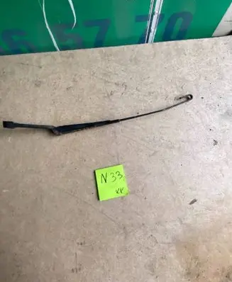 Volkswagen Golf III Front wiper blade arm 1H1955409C