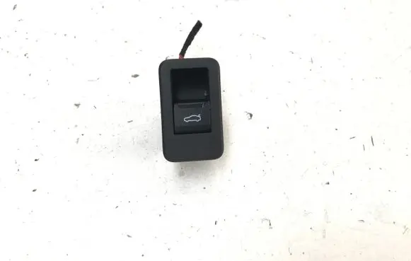 BMW 2 Active Tourer U06 Tailgate/boot open switch button 5A2BCB6