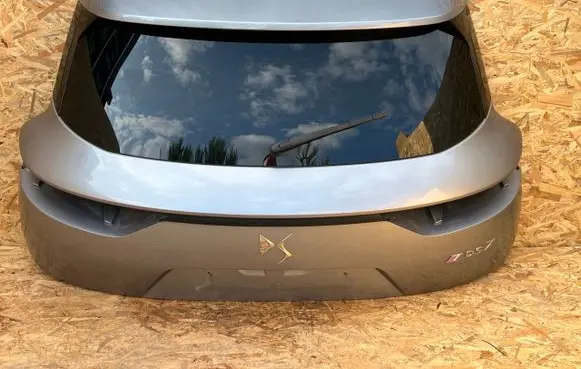 Citroen DS7 Crossback Tailgate/trunk/boot lid 
