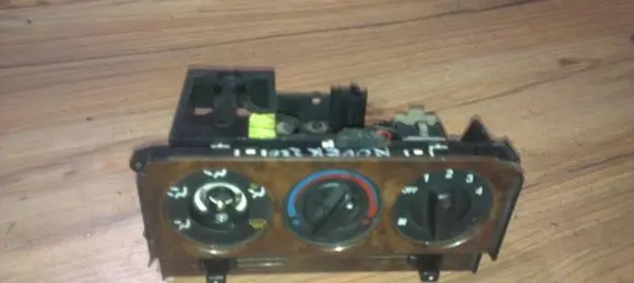 Rover 214 - 216 - 220 Climate control unit nenusttyta