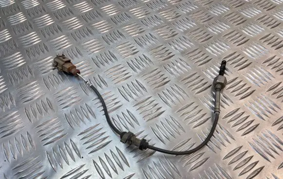 Seat Alhambra (Mk1) Exhaust gas temperature sensor 03G906088E