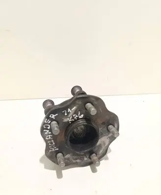 Toyota Highlander XU70 Rear wheel hub