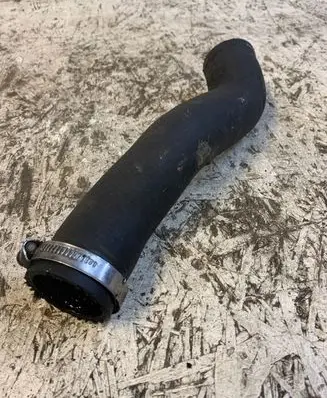 Nissan Juke I F15 Intercooler hose/pipe