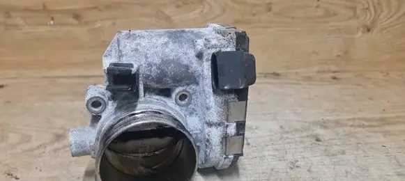 Volvo V70 Throttle valve 31216665