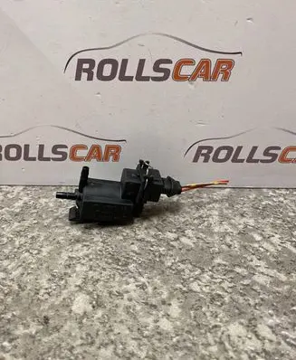 BMW 7 E65 E66 Turbo solenoid valve 72234100