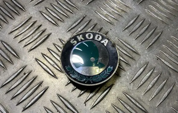 Skoda Fabia Mk1 (6Y) Original wheel cap 6U0601151L