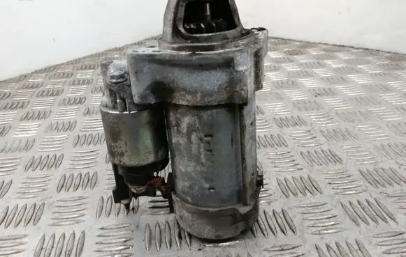 Mercedes-Benz Sprinter W906 Starter motor A6519060026