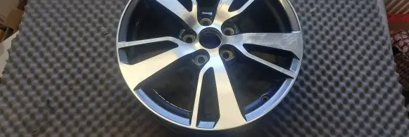 R17 alloy rim
