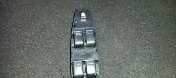 KIA Shuma Electric window control switch Nenustatyta