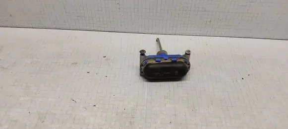 Volkswagen Vento Central locking motor 1H5862159