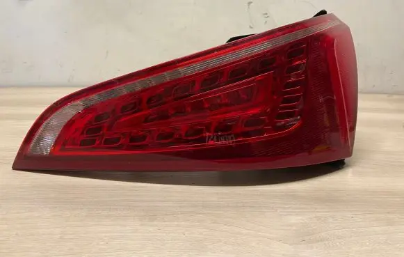 Audi Q5 SQ5 Rear/tail lights 8r0945094a