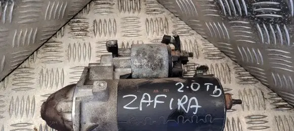Opel Zafira A Starter motor