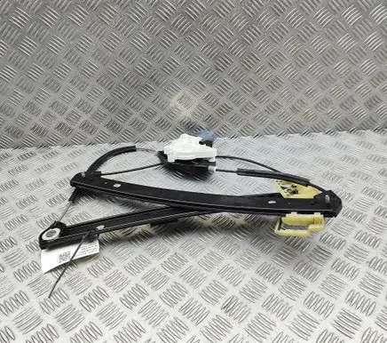 Audi e-tron Front door window regulator with motor 4KE837462