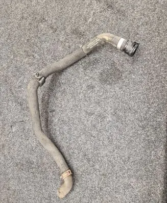 Volkswagen PASSAT B8 Engine coolant pipe/hose 3Q0121108A