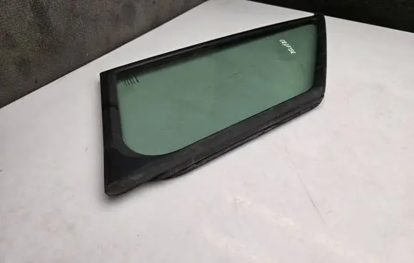 Volkswagen Crafter Front door vent window glass four-door DOT211M75AS2 E000191 43R000016