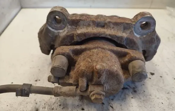 Opel Vectra C Front brake caliper 