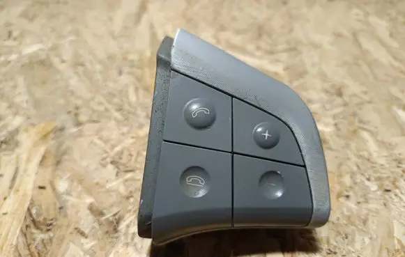 Mercedes-Benz ML W164 Steering wheel buttons/switches A1648200010 61430718F 61460718F0
