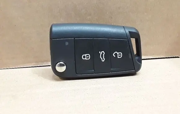 Volkswagen Golf VII Ignition key/card 5G0959752BA
