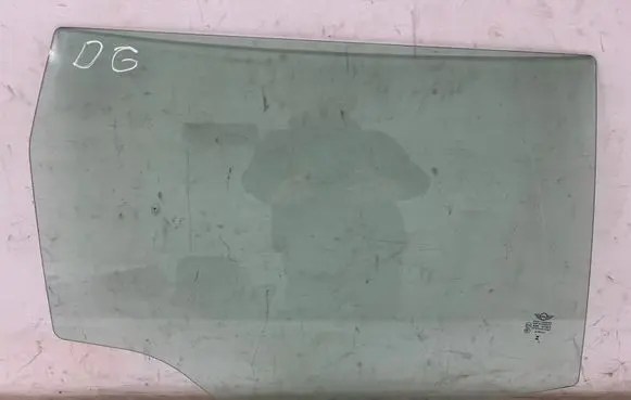 Mini Clubman F54 Rear door window glass
