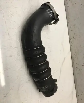 Audi A6 S6 C6 4F Intercooler hose/pipe 4F0145738F