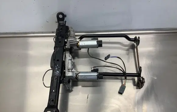 Volvo XC90 Seat adjustment motor 74060001 900183102