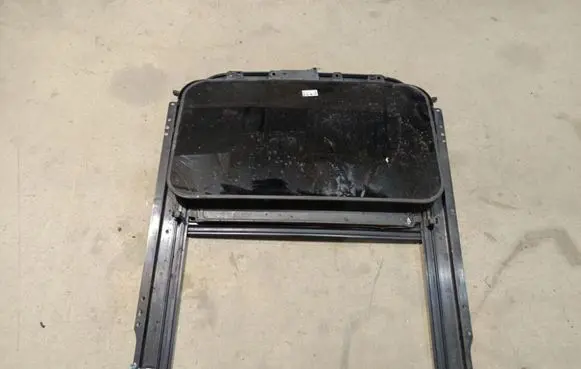 Volkswagen PASSAT B5 Sunroof set 8478569132