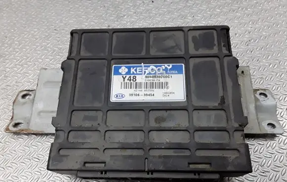 KIA Sorento Engine control unit/module 3910639454 9040930260C1