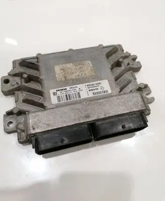 Renault Kangoo II Engine control unit/module 8200512582 S118301131A