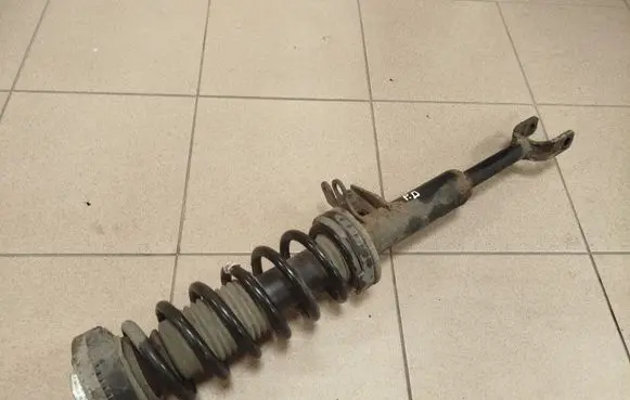 BMW 5 GT F07 Front shock absorber with coil spring 6795446 679544601 31316795446
