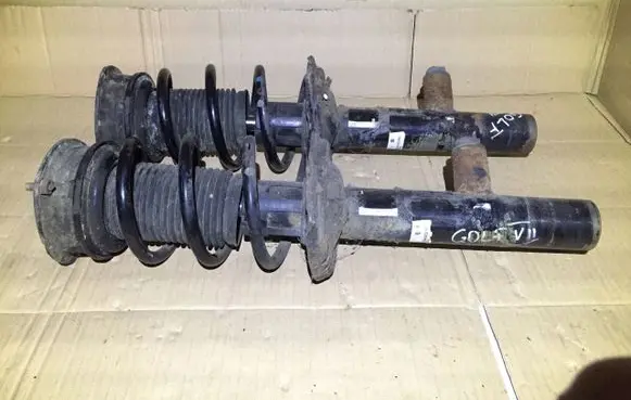Volkswagen Golf Sportsvan Front shock absorber/damper 