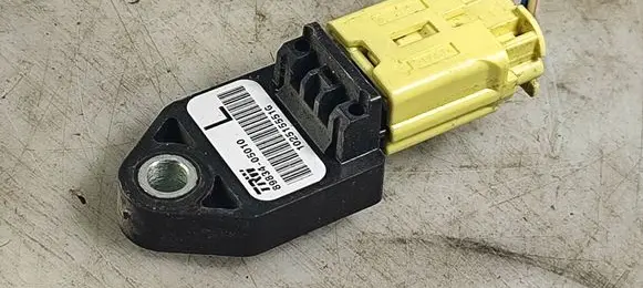 Toyota Avensis T250 Airbag deployment crash/impact sensor 8983405010 102515551G