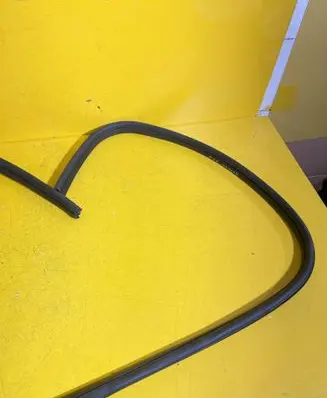 Ford Focus Front door rubber seal 