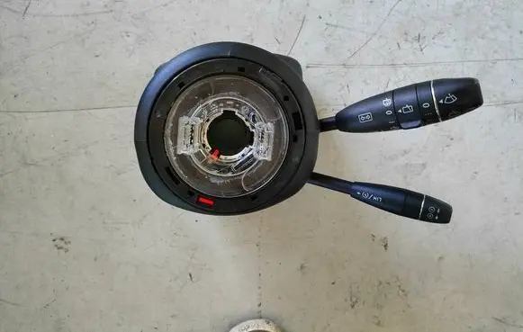 Mercedes-Benz C W204 Steering wheel trim