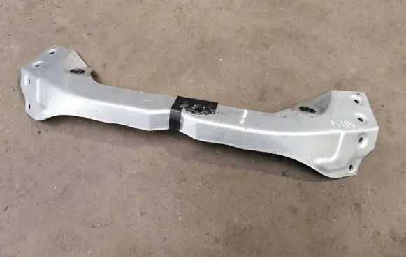 Mercedes-Benz ML W163 Top upper radiator support slam panel 6260546