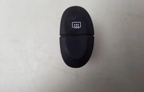 Renault Megane I Windscreen/window heater switch 429990B