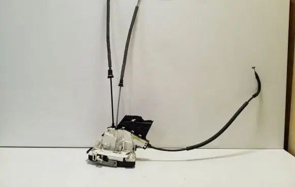 Jeep Cherokee Front door lock 68211678AA