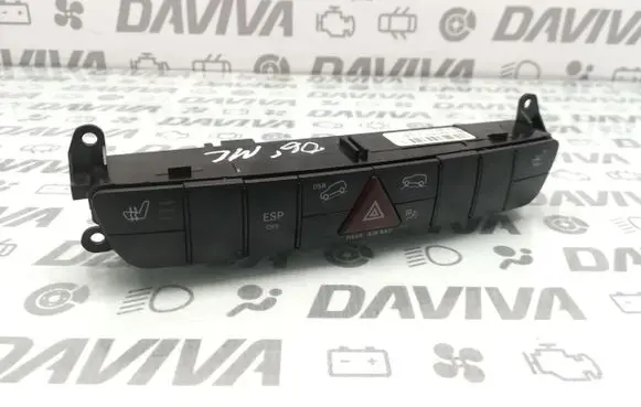 Mercedes-Benz E W210 Hazard light switch A1648703510 03754813