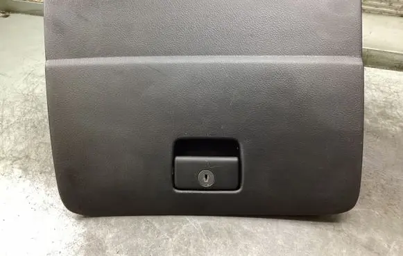 Toyota Avensis Verso Glove box 5555044090 5555244090