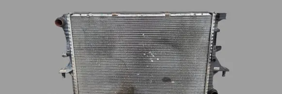 Audi Q7 4L Coolant radiator 7L6121253B
